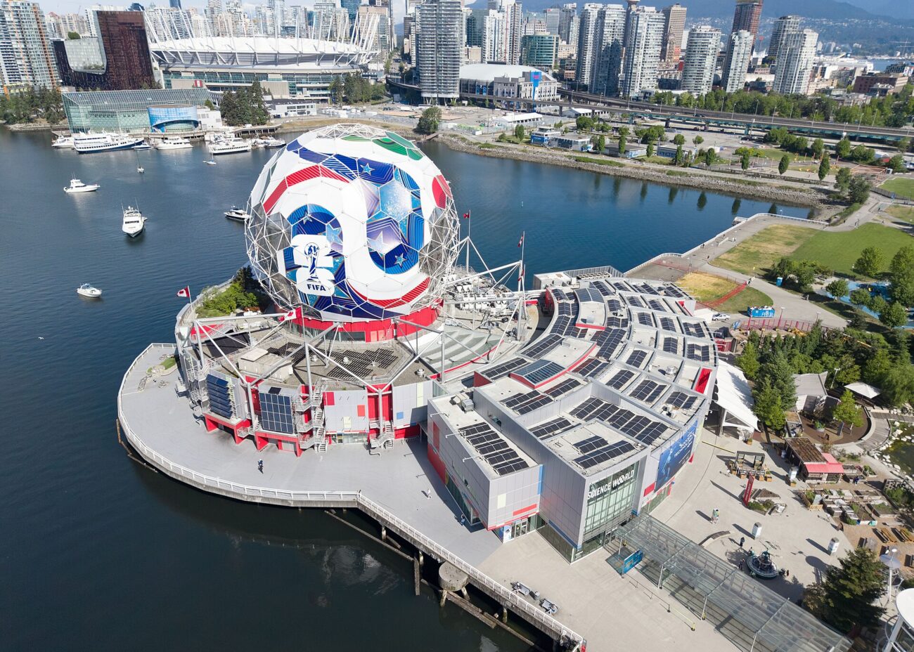 Science World Vancouver dihias menjelang Piala Dunia FIFA 2026