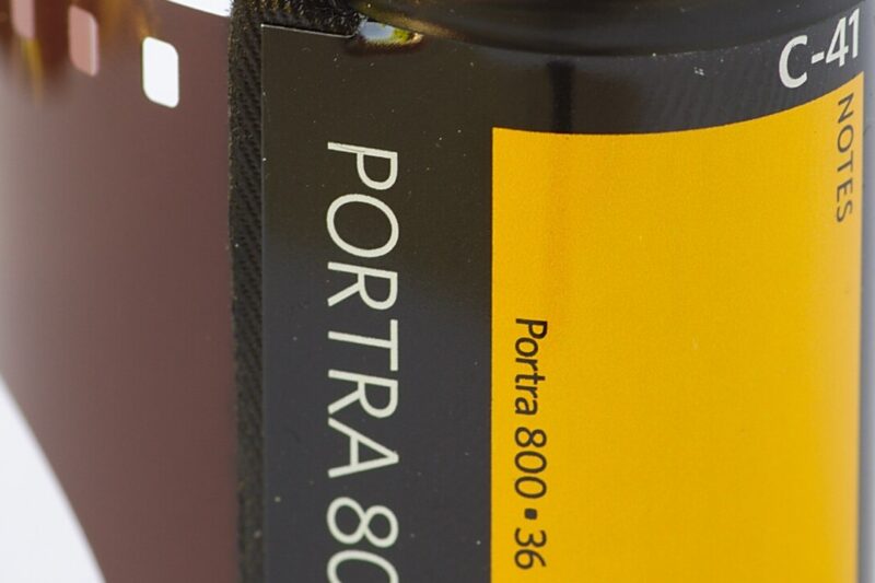 Kodak Portra preset Instagram 2026 - film analog cartridge