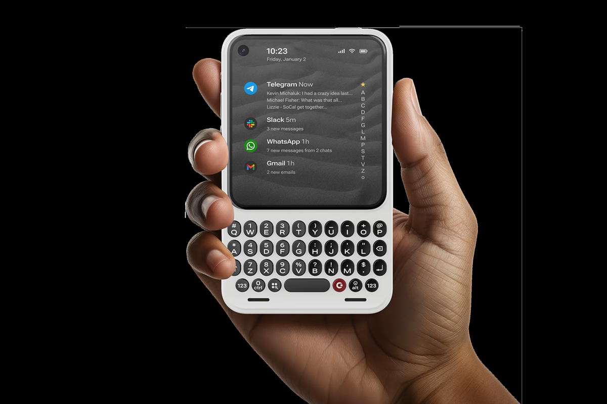 Clicks Communicator, HP Android 16 dengan keyboard fisik ala BlackBerry