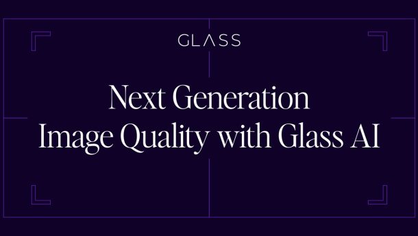 Kartu resmi Glass Imaging bertuliskan Next Generation Image Quality with Glass AI