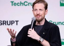 Matt Mullenweg, pendiri WordPress dan CEO Automattic, saat berbicara di panggung TechCrunch Disrupt