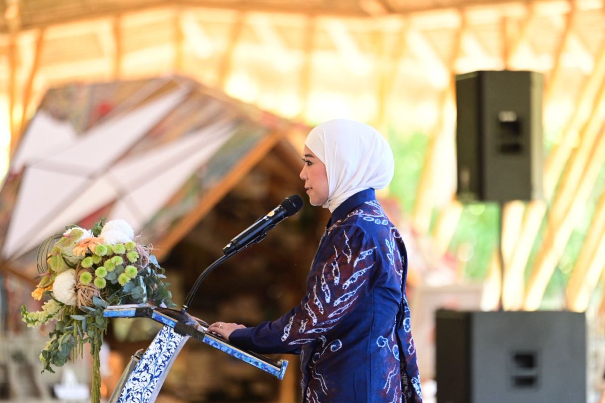 Menteri Komunikasi dan Digital Meutya Hafid berbicara soal pengembangan AI di Indonesia