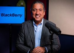 CEO BlackBerry John Giamatteo wawancara CNBC soal robot physical AI dan QNX
